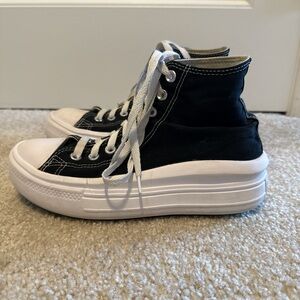 Converse Unisex Chuck Taylor All Star Move Platform Sneakers